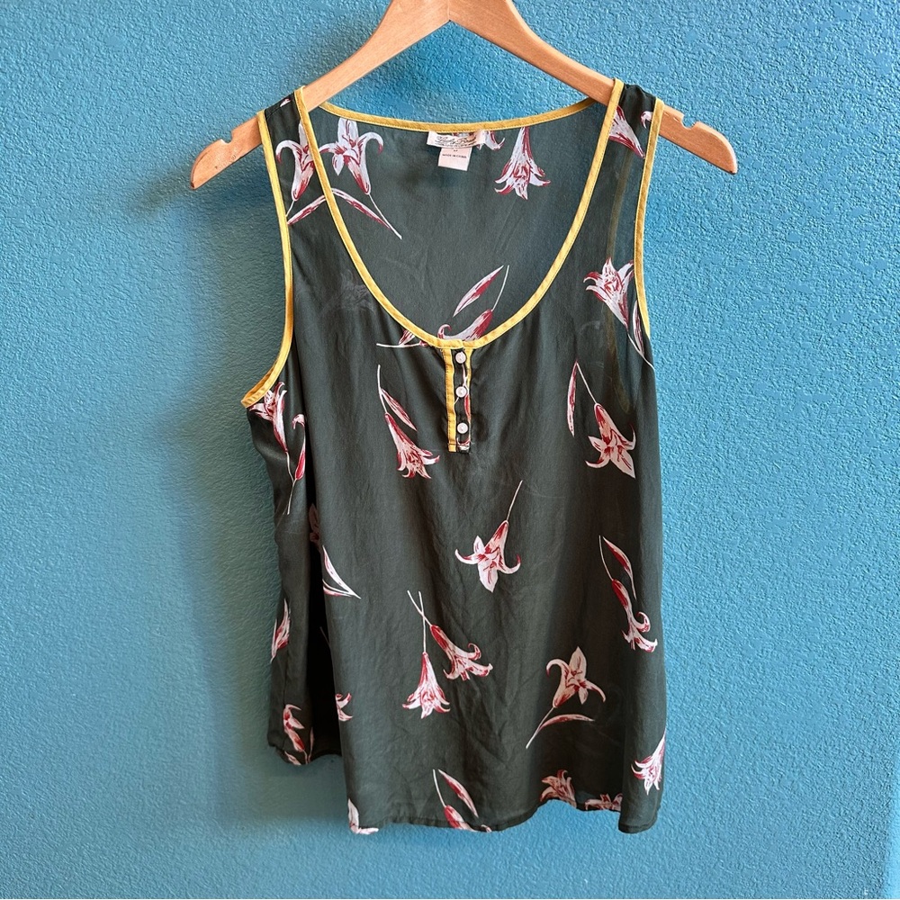 Lucky brand 100% silk sleeveless top Sz. M